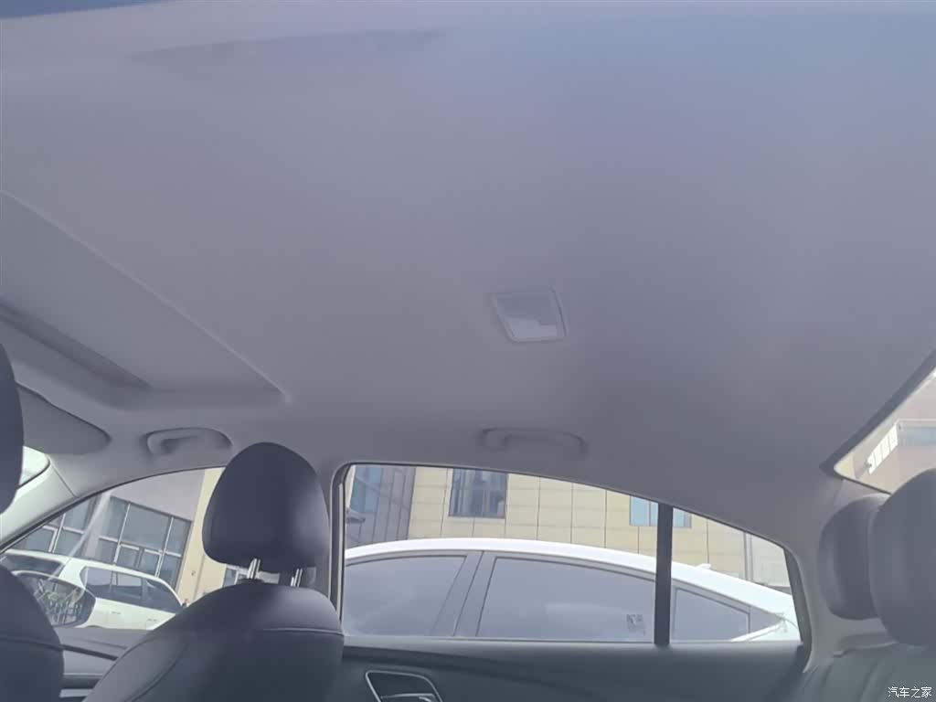 Roewe i5, 2019 18