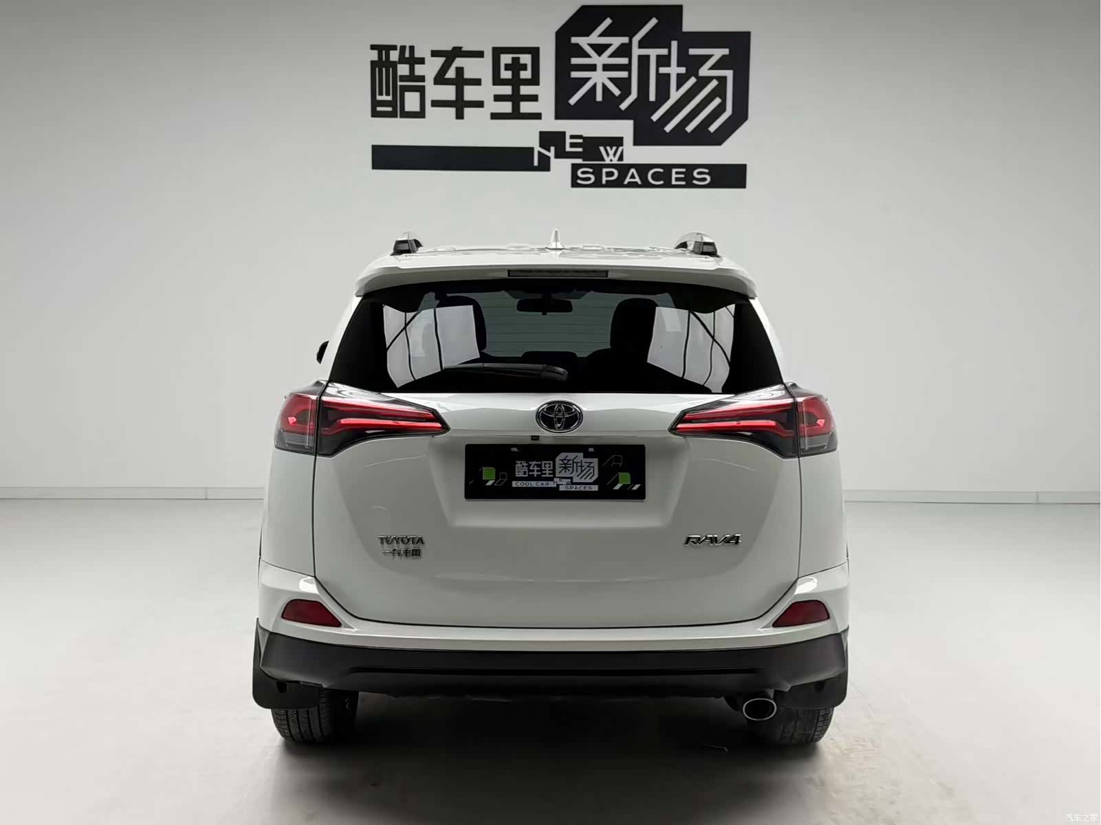Toyota RAV4, 2017 все фото