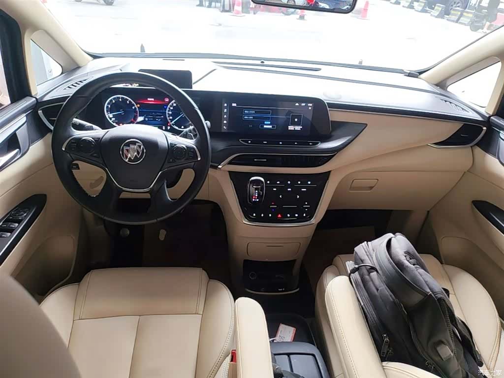 Buick GL8, 2021 10