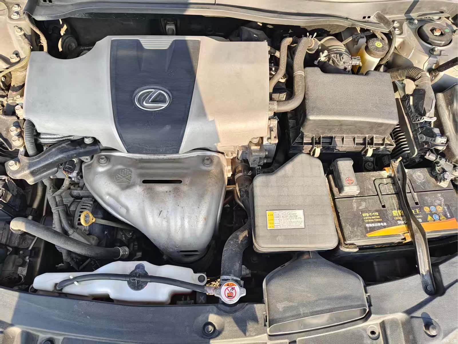 Lexus ES, 2016 13