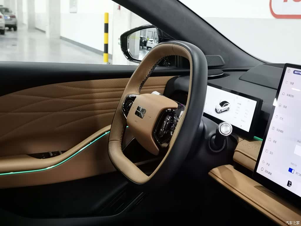 Geely 8, 2025 22