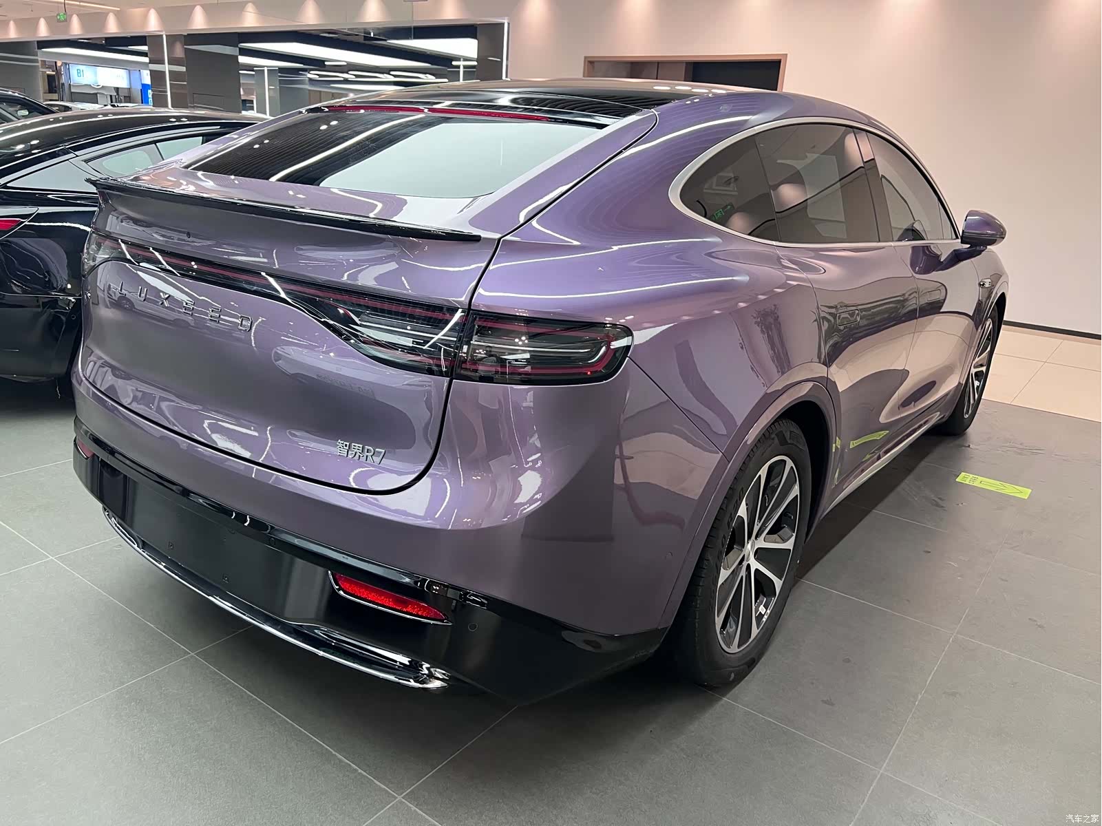 Luxeed R7, 2025 6