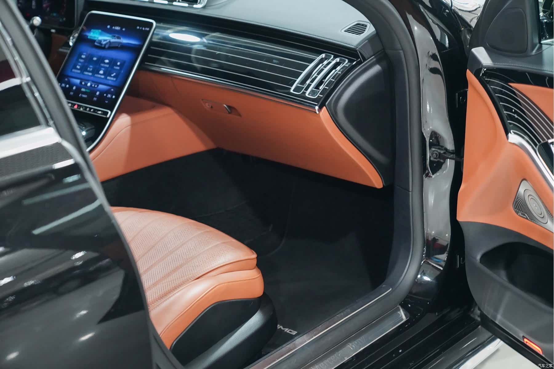 Mercedes-Benz S-Class, 2023 18