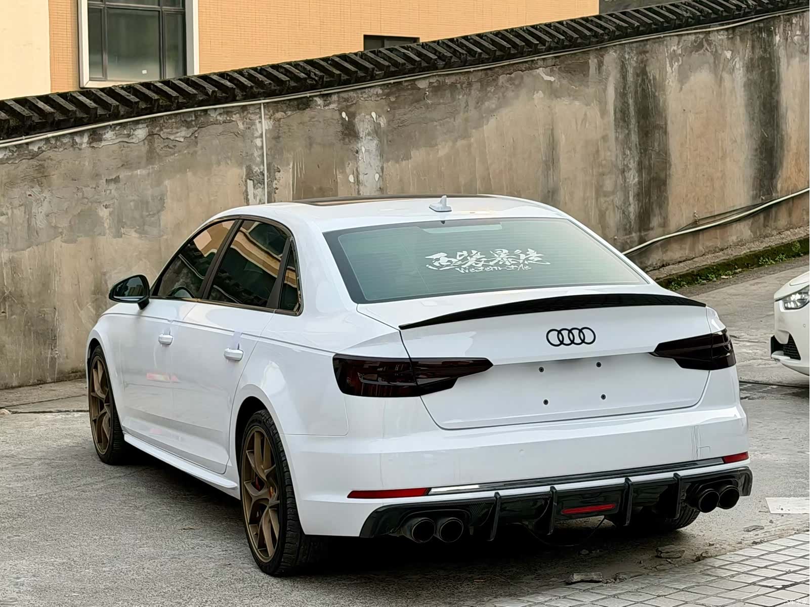 Audi A4L, 2020 9