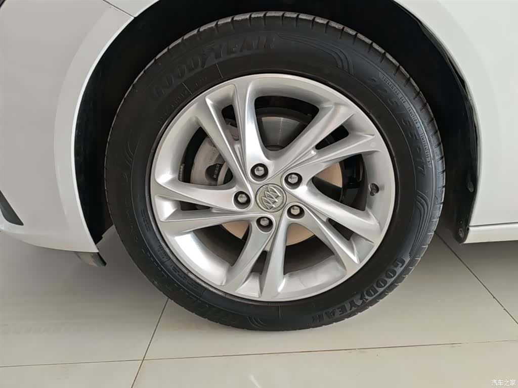 Buick Regal, 2023 23