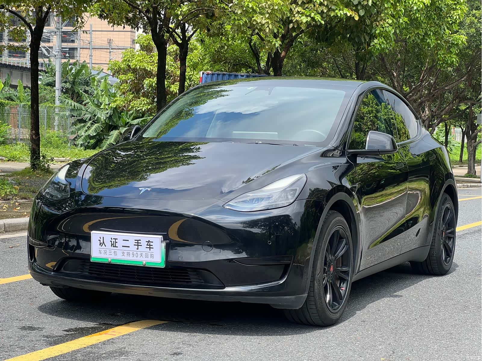 Tesla Model Y, 2022 1