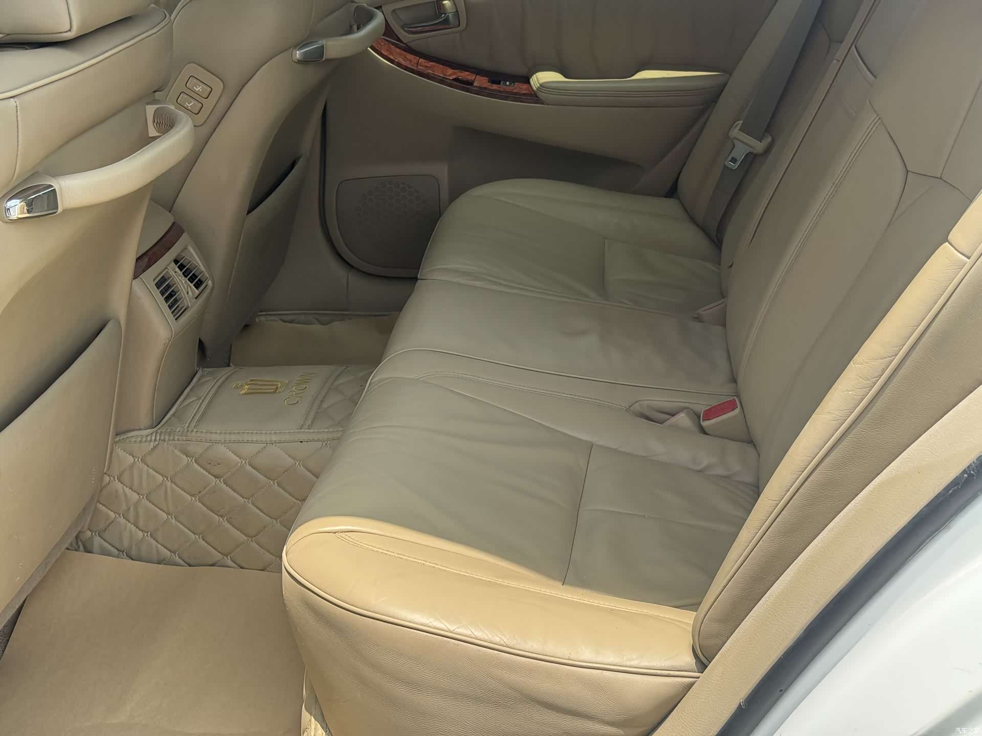 Toyota Crown, 2005 30