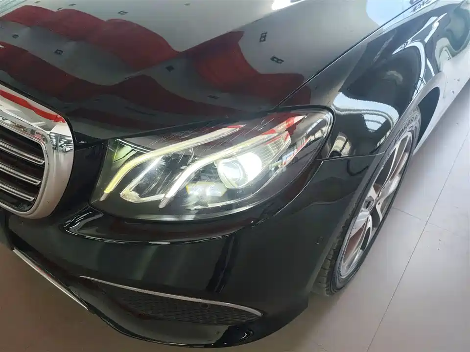Mercedes-Benz E-class Mercedes-Benz E-class