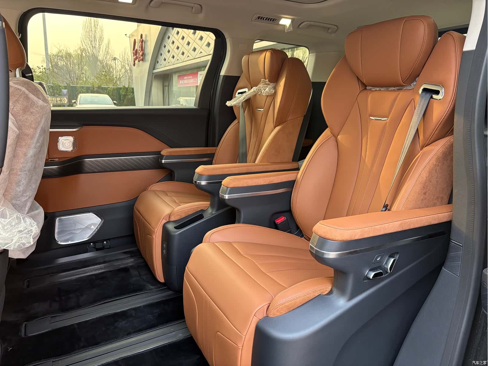 Hongqi HQ9, 2026 7