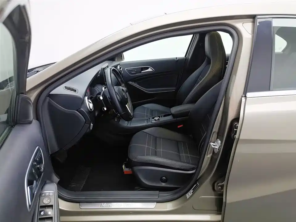 Mercedes-Benz Class A Mercedes-Benz Class A