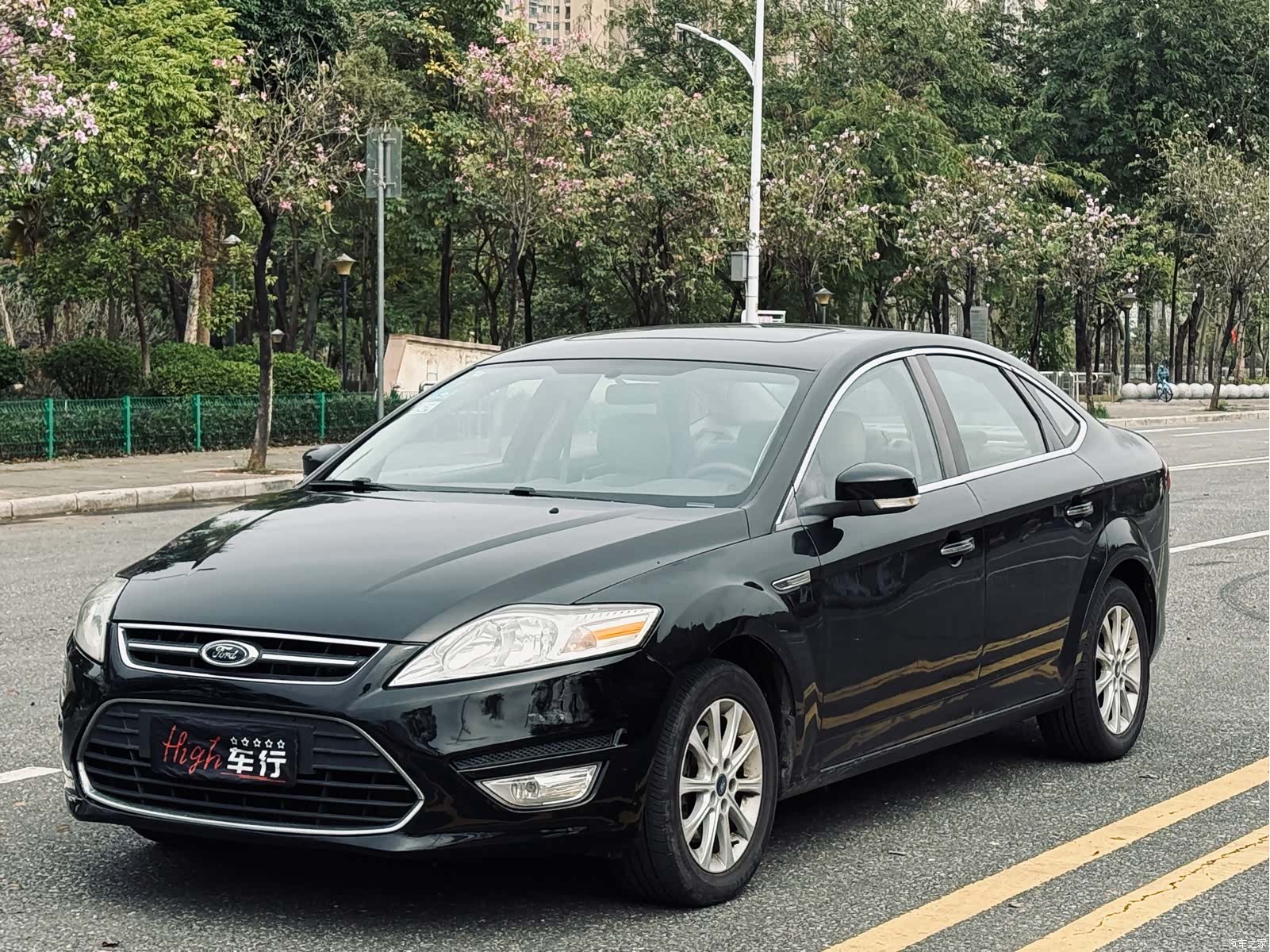 Ford Mondeo, 2011 1
