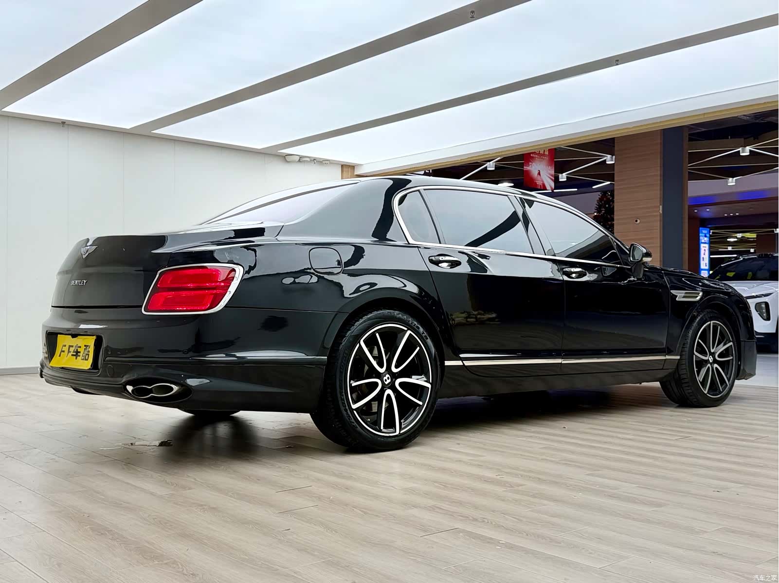 Bentley Flying Spur, 2007 8