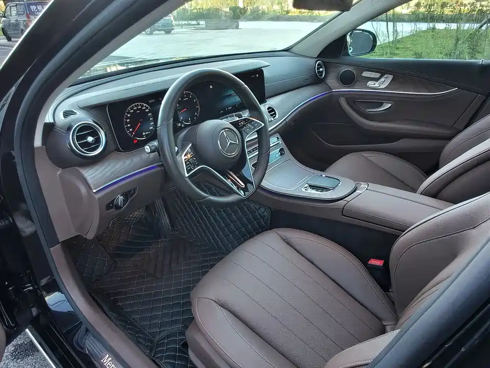 Mercedes-Benz E-class Mercedes-Benz E-class