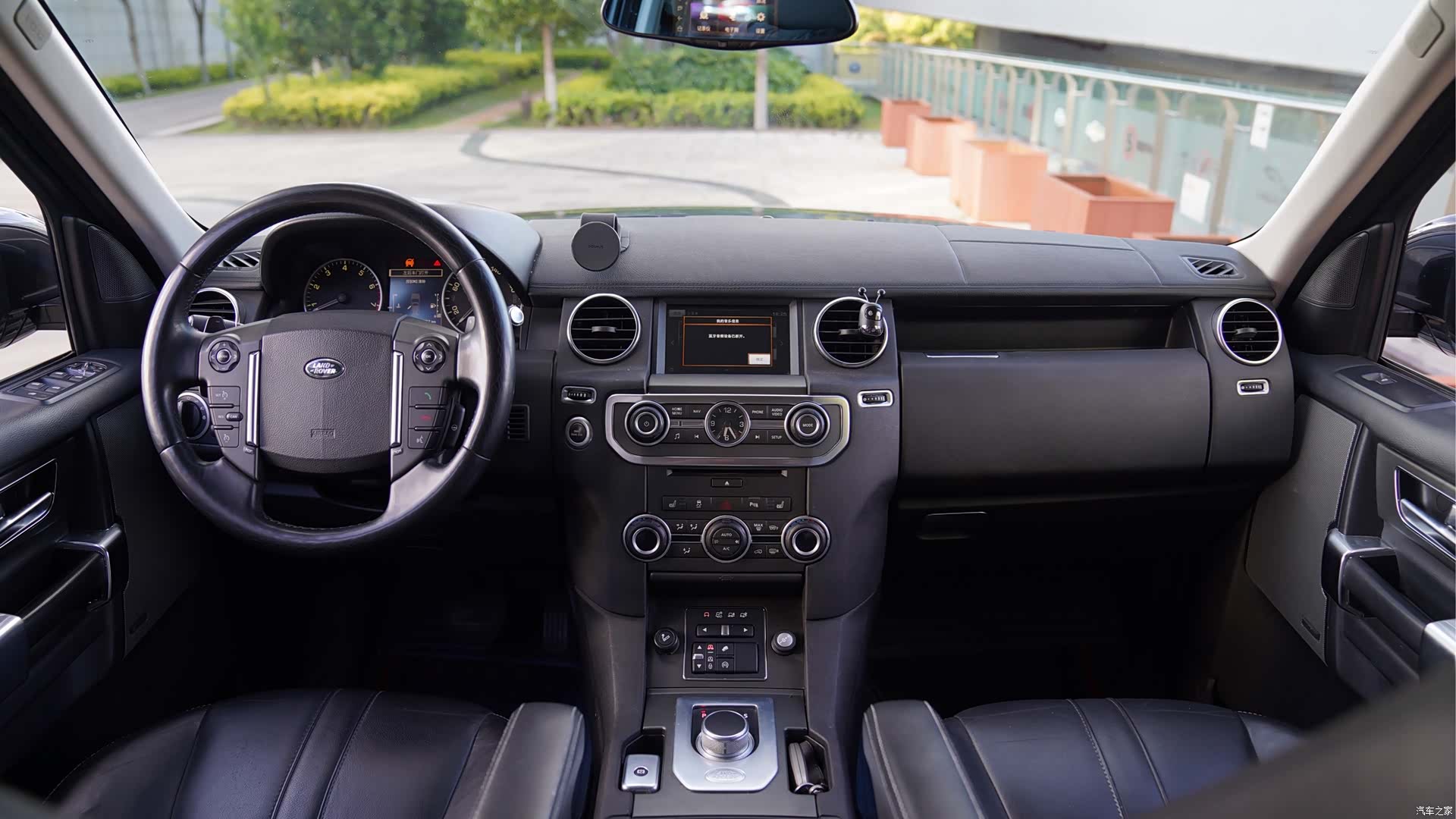 Land Rover Discovery, 2016 все фото