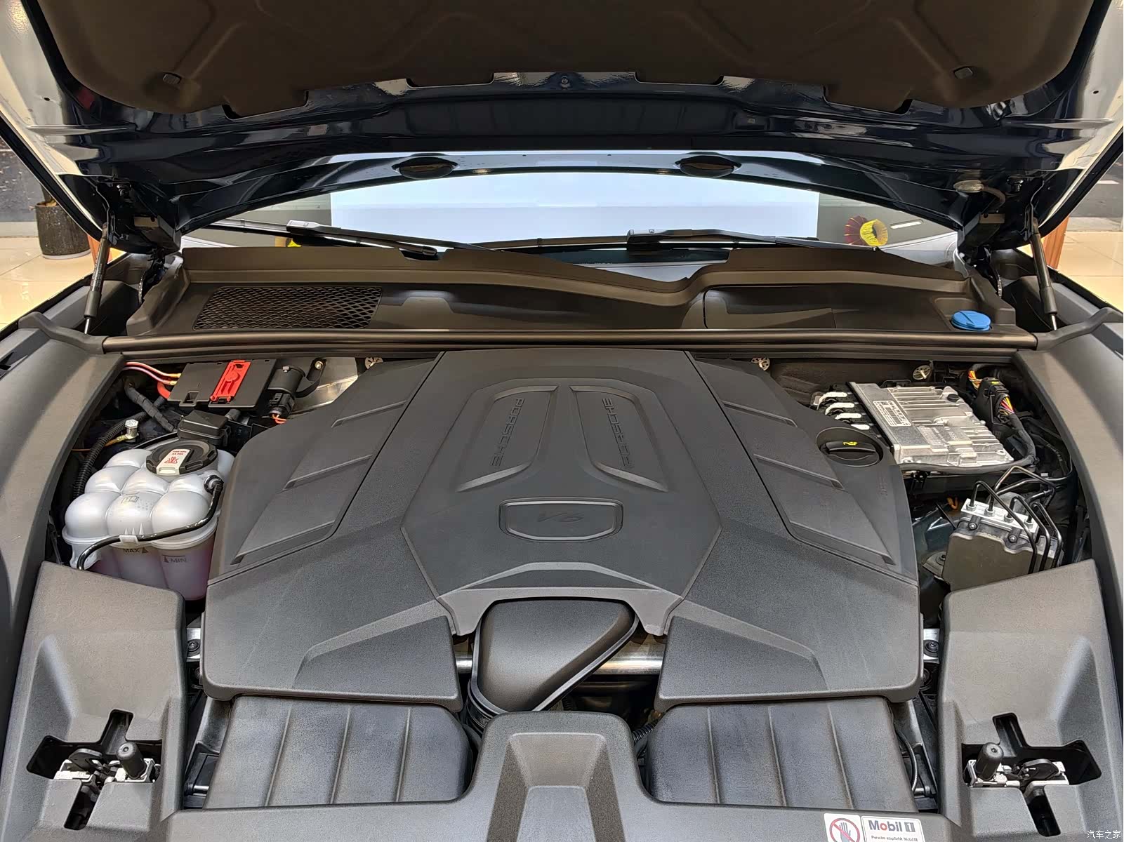 Porsche Cayenne, 2024 16