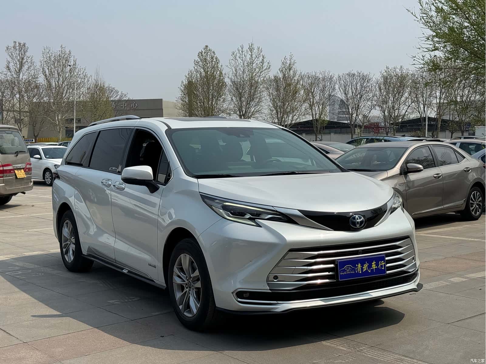 Toyota Sienna, 2023 2