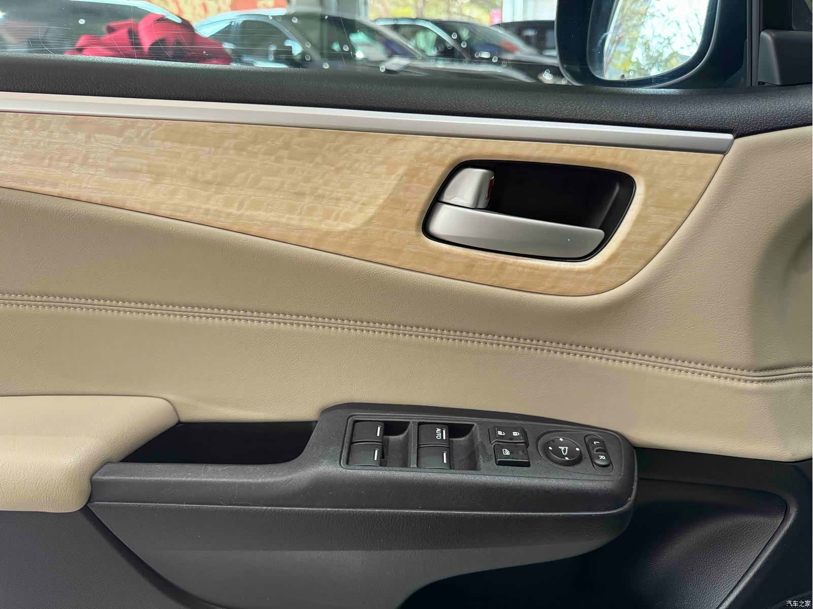 Honda Jade, 2016 12