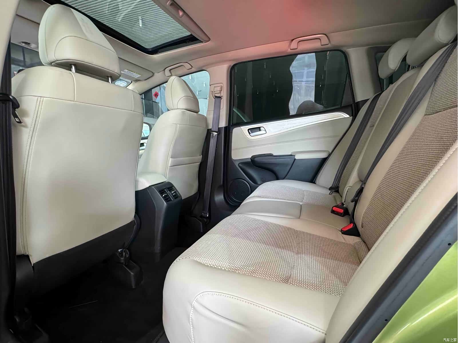 Honda Jade, 2016 8