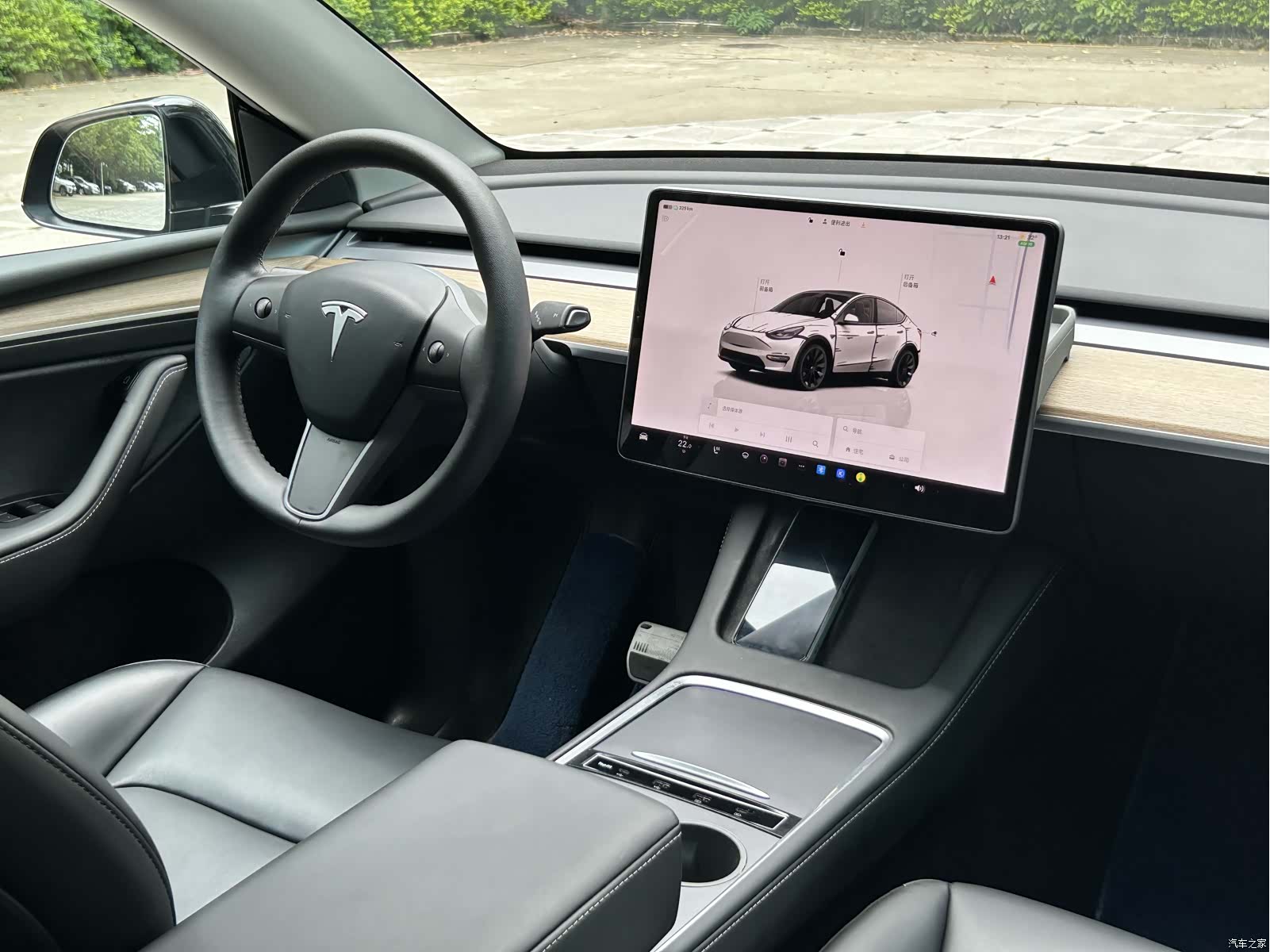 Tesla Model Y, 2022 12