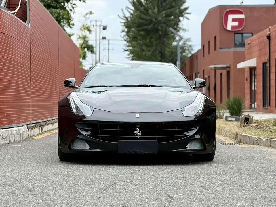 Ferrari FF