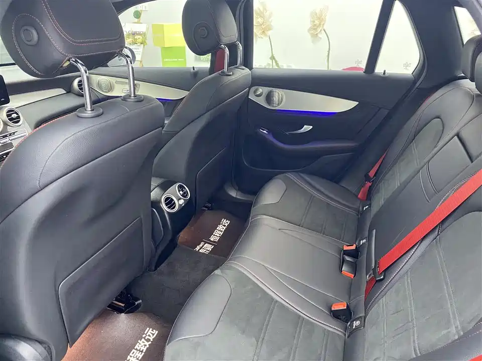 Mercedes-Benz GLC AMG