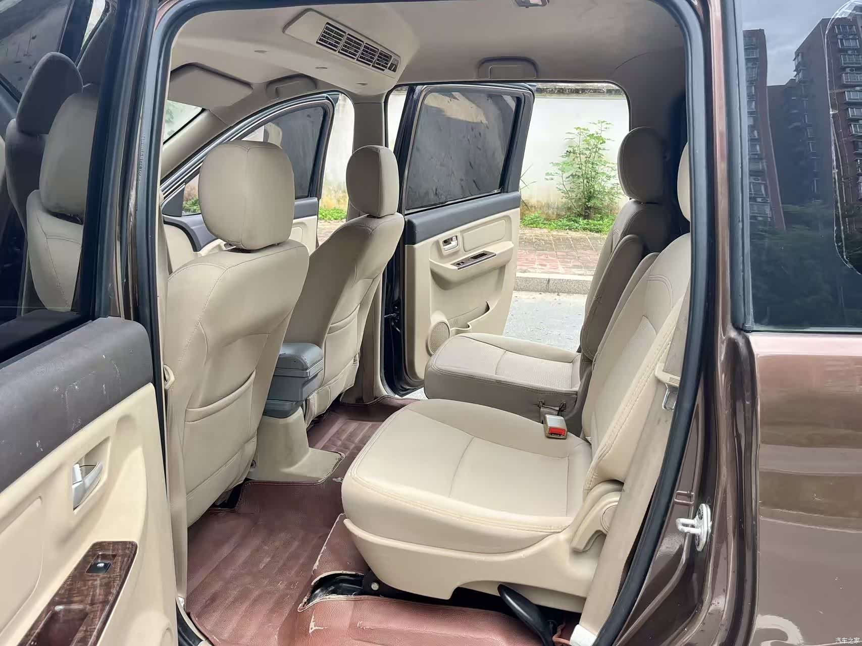 BAIC M30, 2016 7