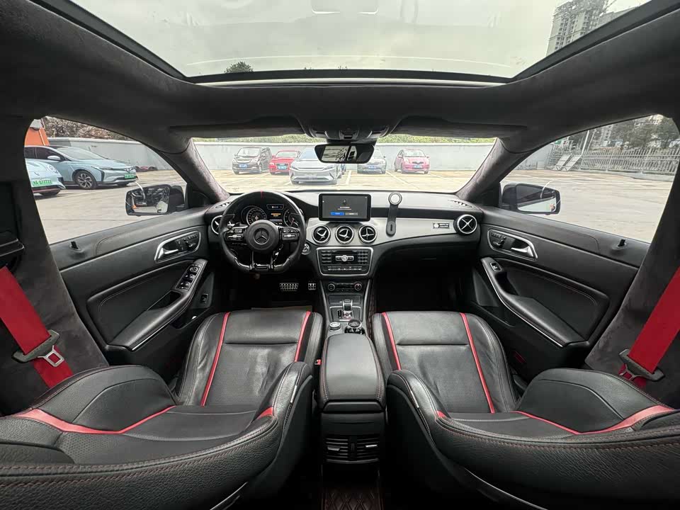 Mercedes-Benz CLA AMG