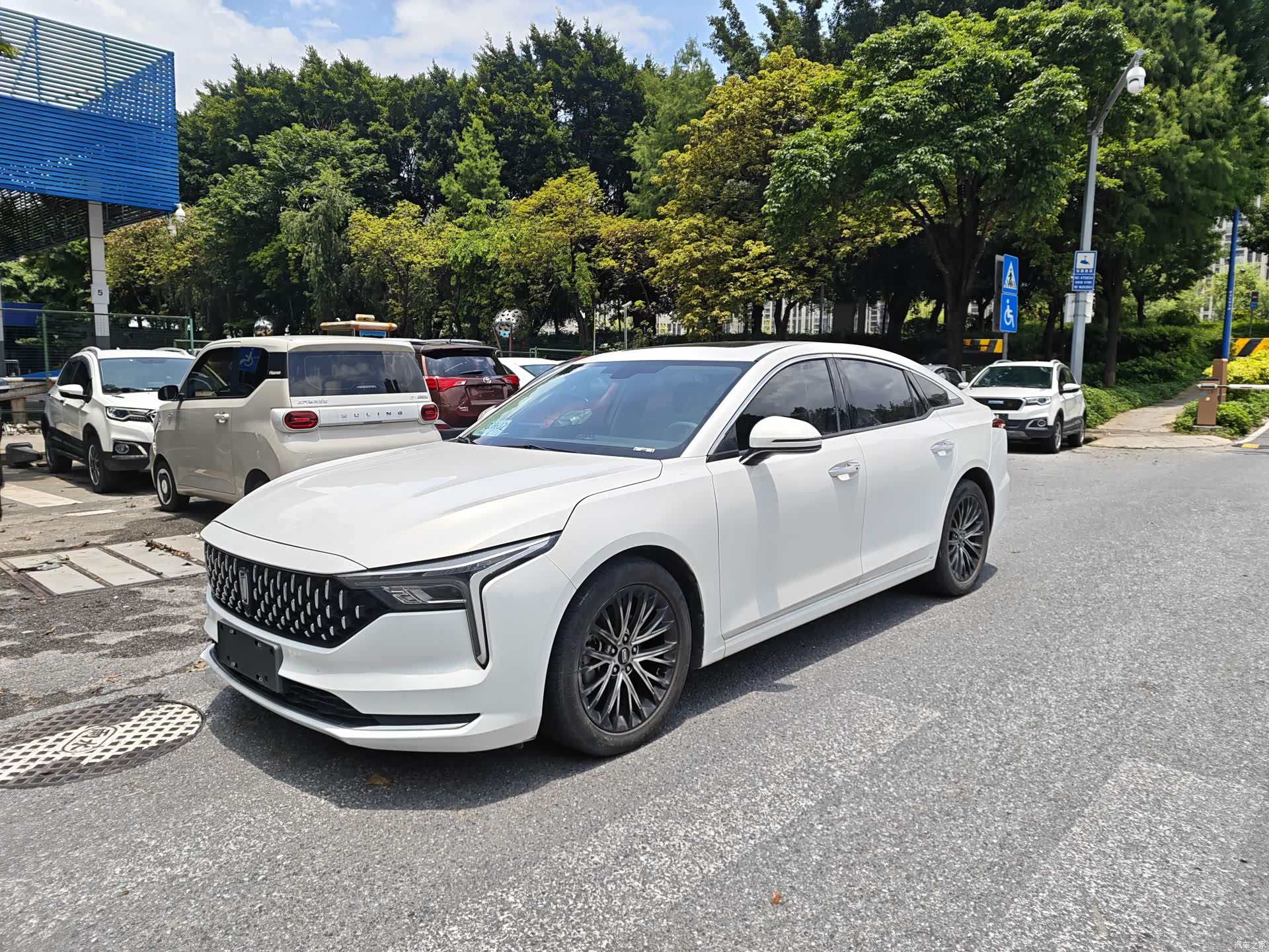 Bestune B70, 2022 1