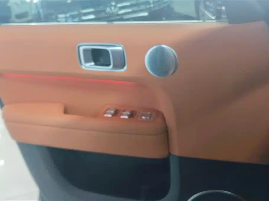 Li Auto Ideal L6