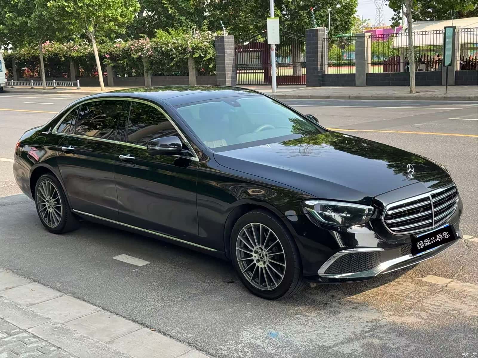 Mercedes-Benz E-Class, 2021 3