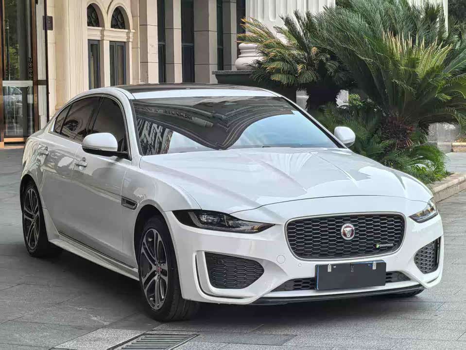 Jaguar XEL