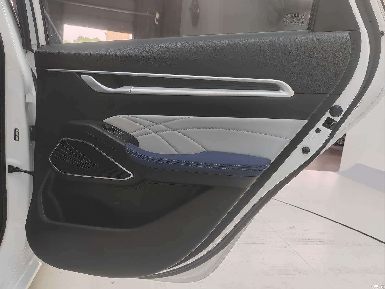 Geely Emgrand, 2022 21