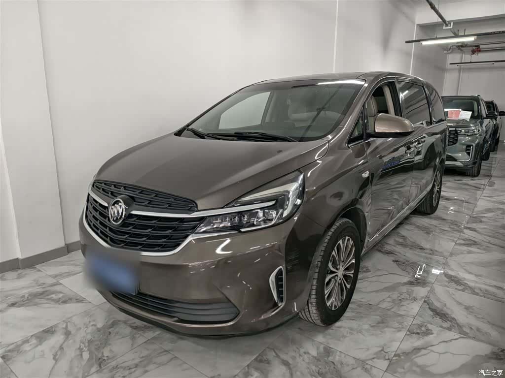 Buick GL8, 2021 1
