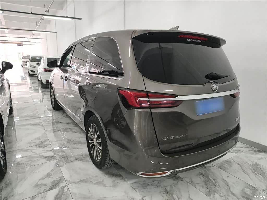Buick GL8, 2021 8