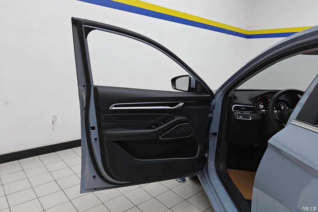 Geely Emgrand, 2024 7