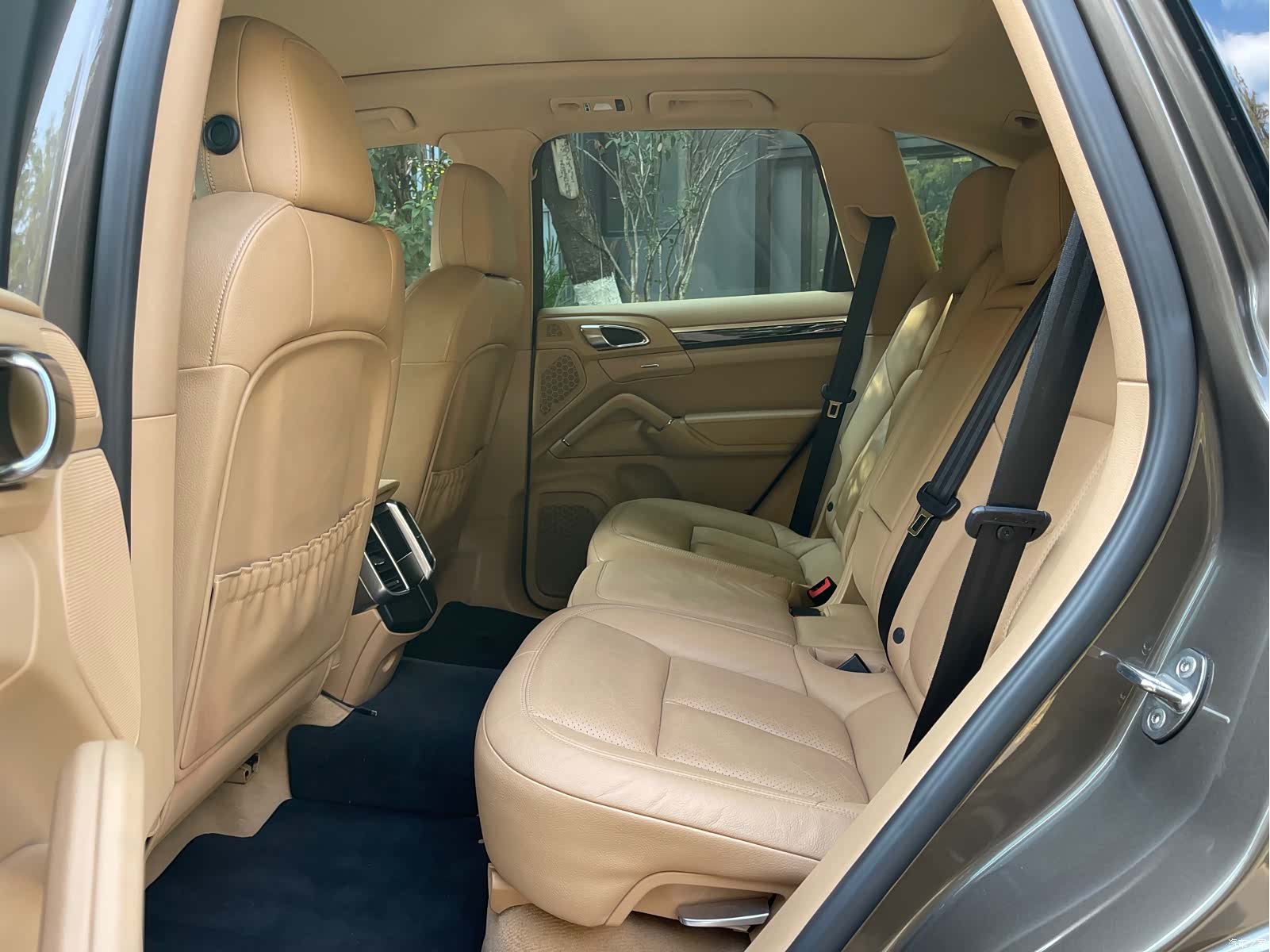 Porsche Cayenne, 2015 12