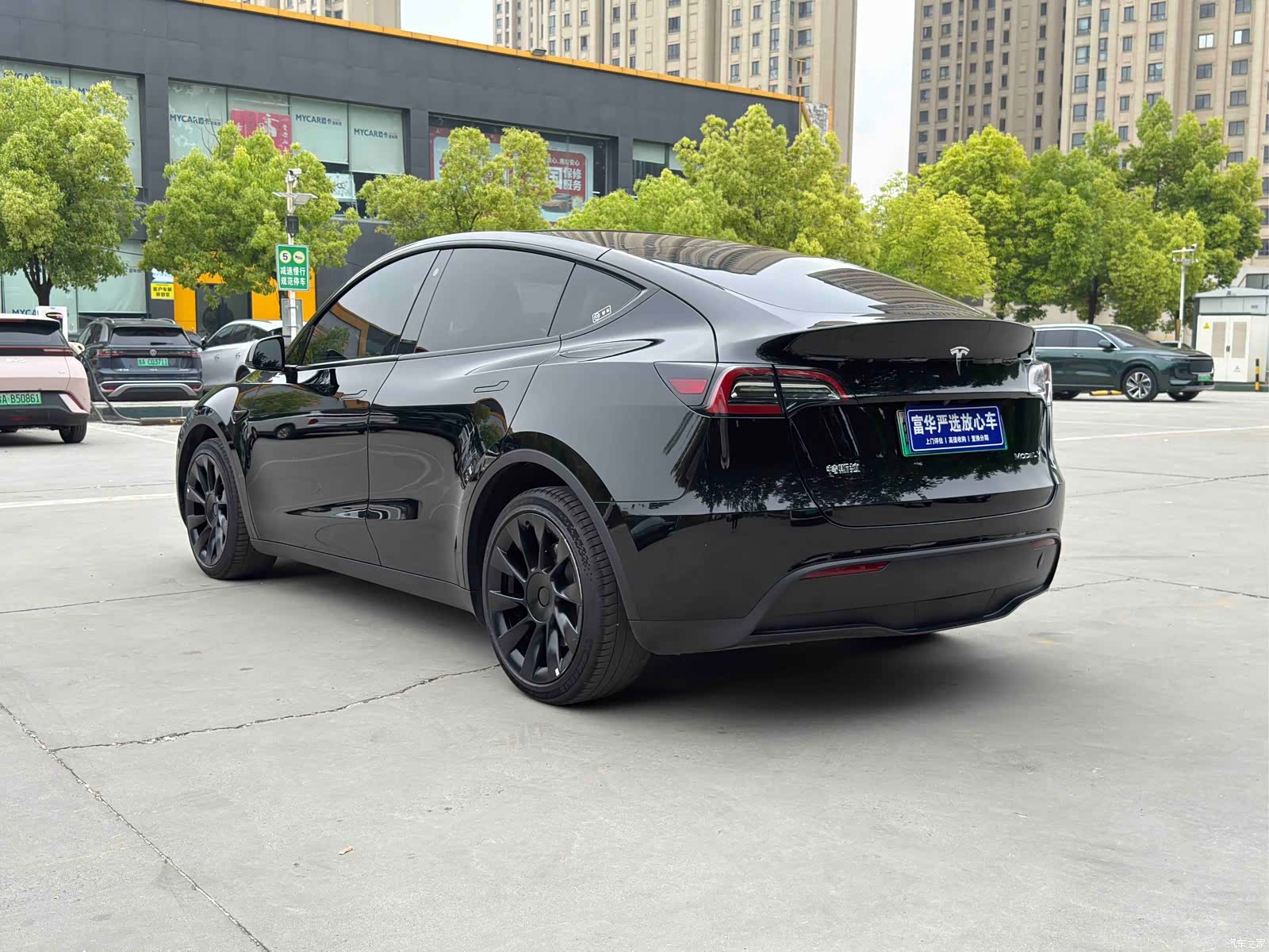Tesla Model Y, 2022 12