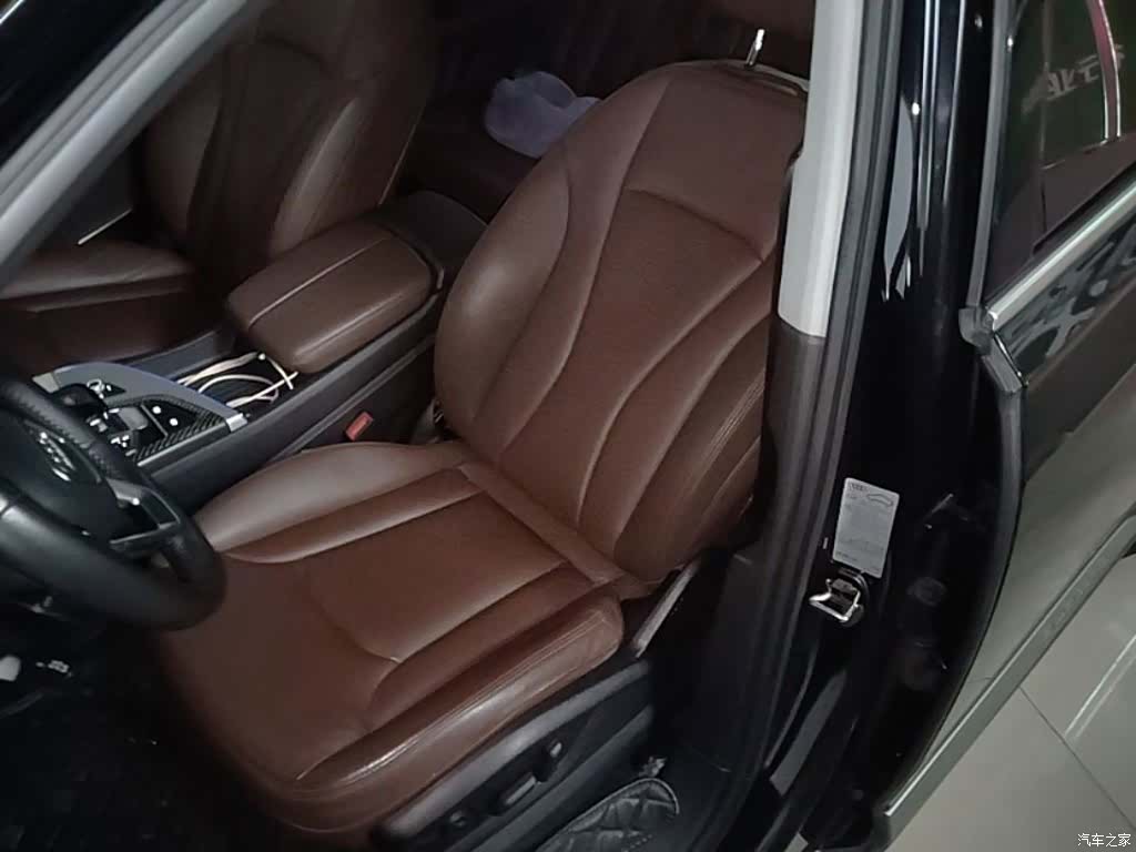Audi Q7, 2018 15
