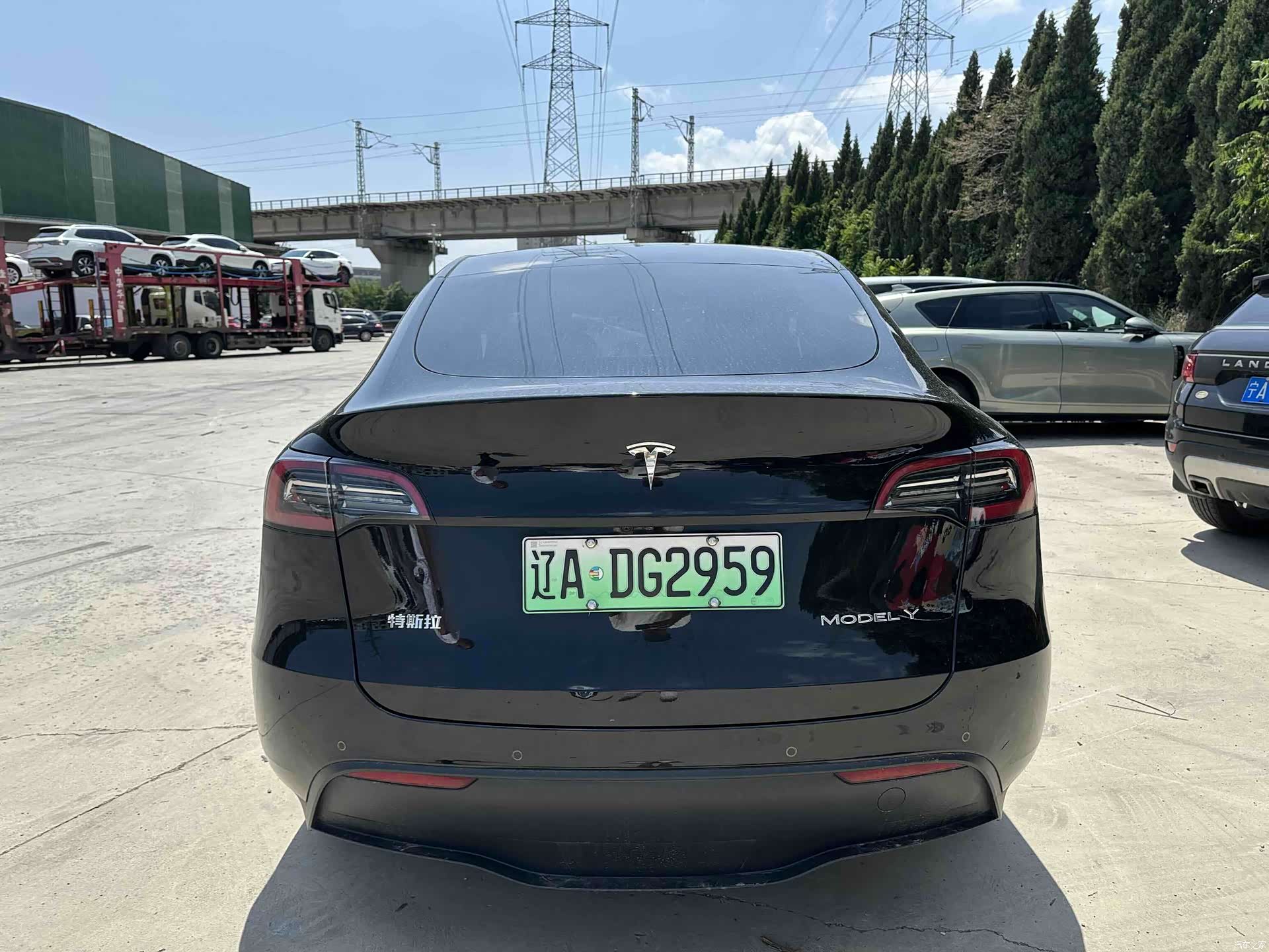 Tesla Model Y, 2023 6