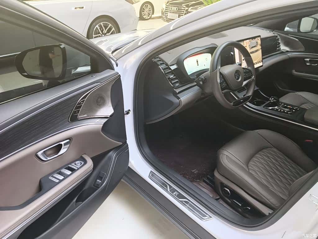 BYD Han, 2021 12