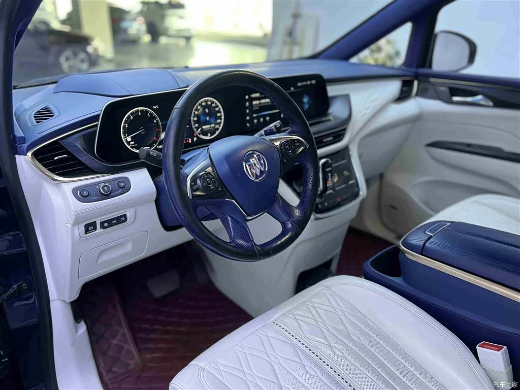 Buick GL8, 2020 4