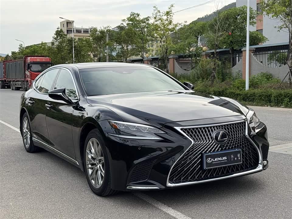 Lexus LS Lexus LS
