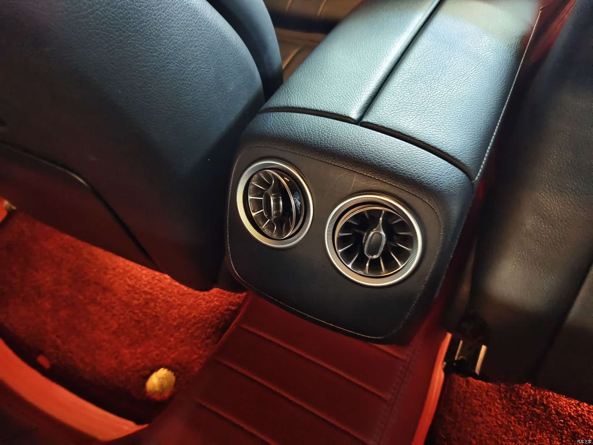 Mercedes-Benz E-Class, 2020 11