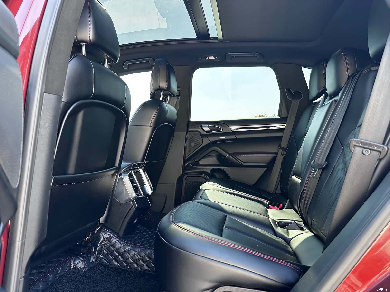 Porsche Cayenne, 2013 10