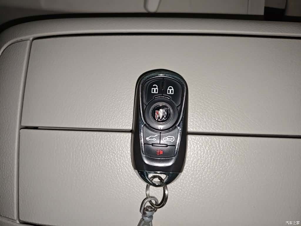 Buick GL8, 2021 9
