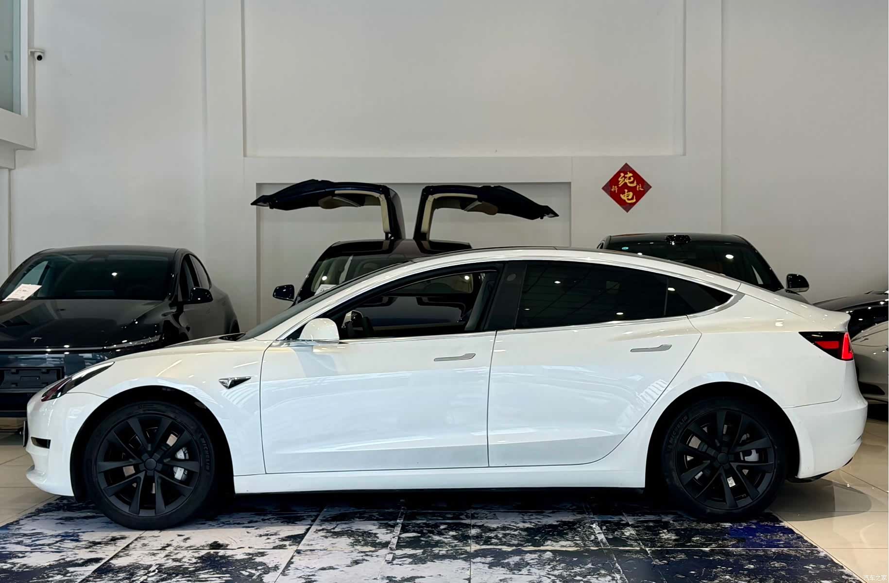 Tesla Model 3, 2020 7