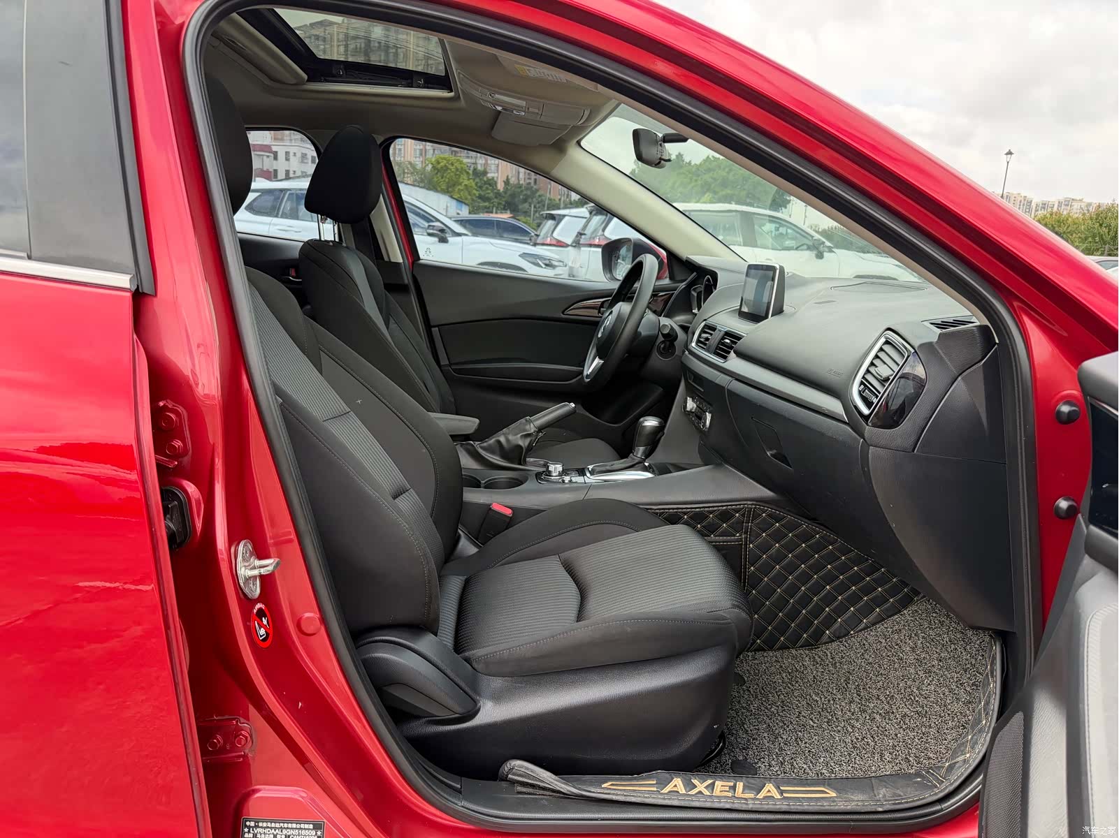 Mazda Mazda3, 2016 19