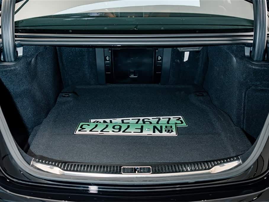 Mercedes-Benz S-class Mercedes-Benz S-class