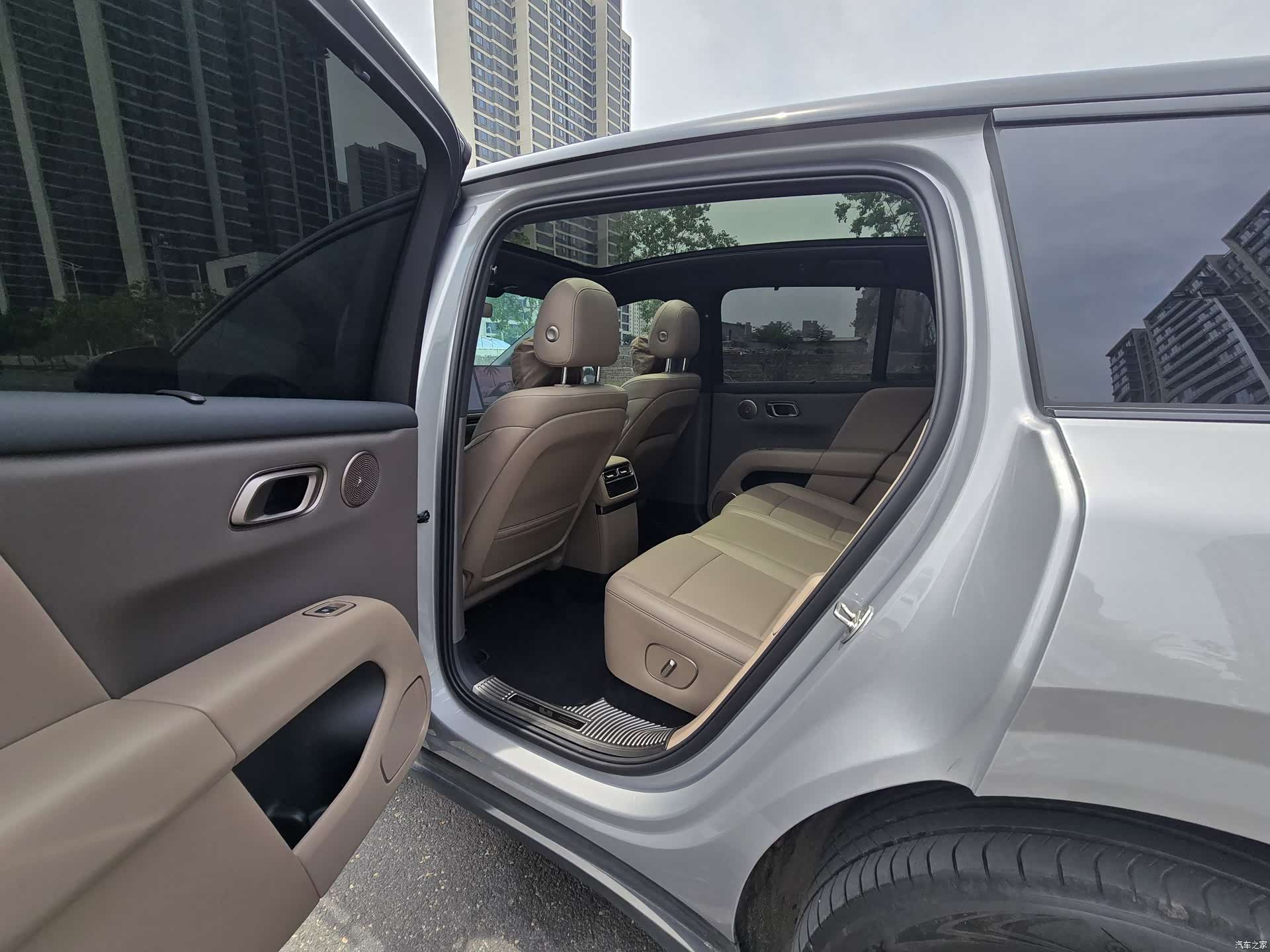 Li Auto i6, 2025 6