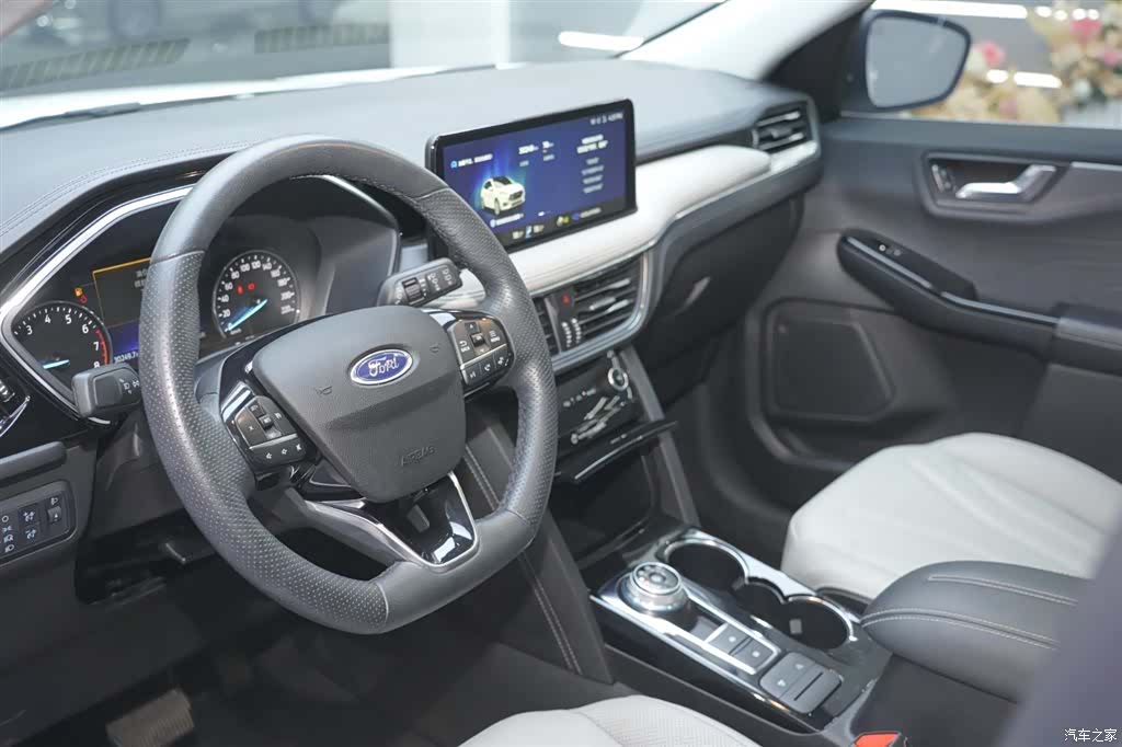 Ford Escape, 2023 11